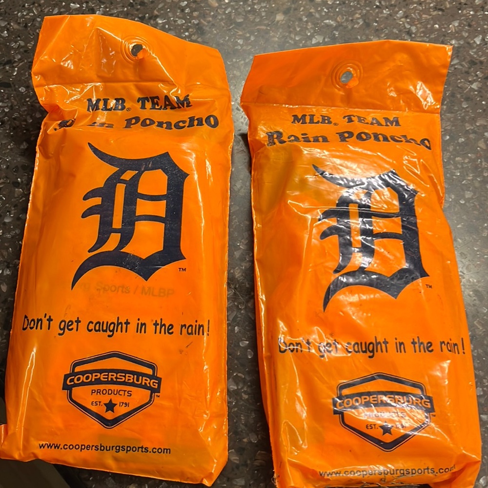 Detroit tigers rain ponchos- two